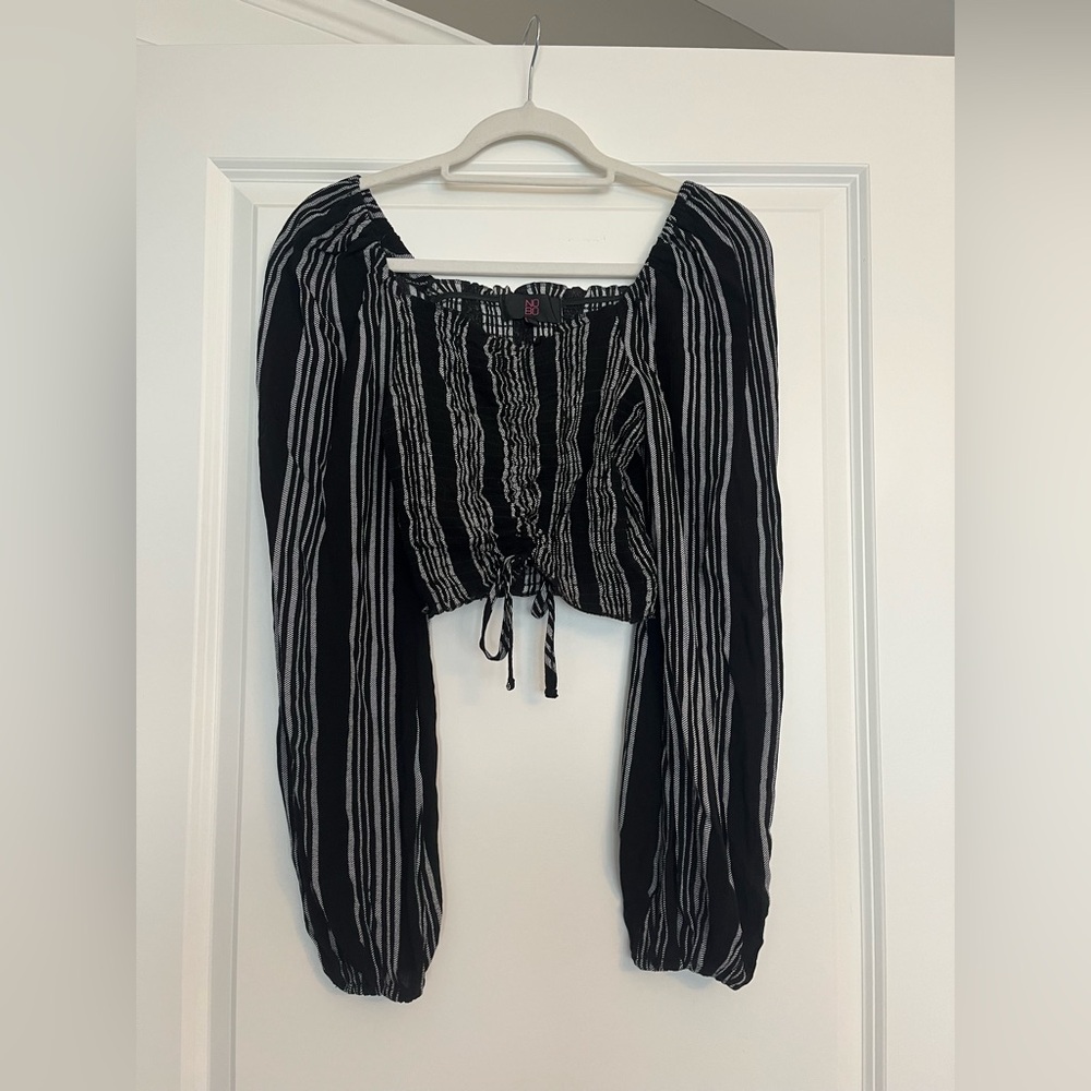 NOBO Black and White Striped Cropped Blouse size M
